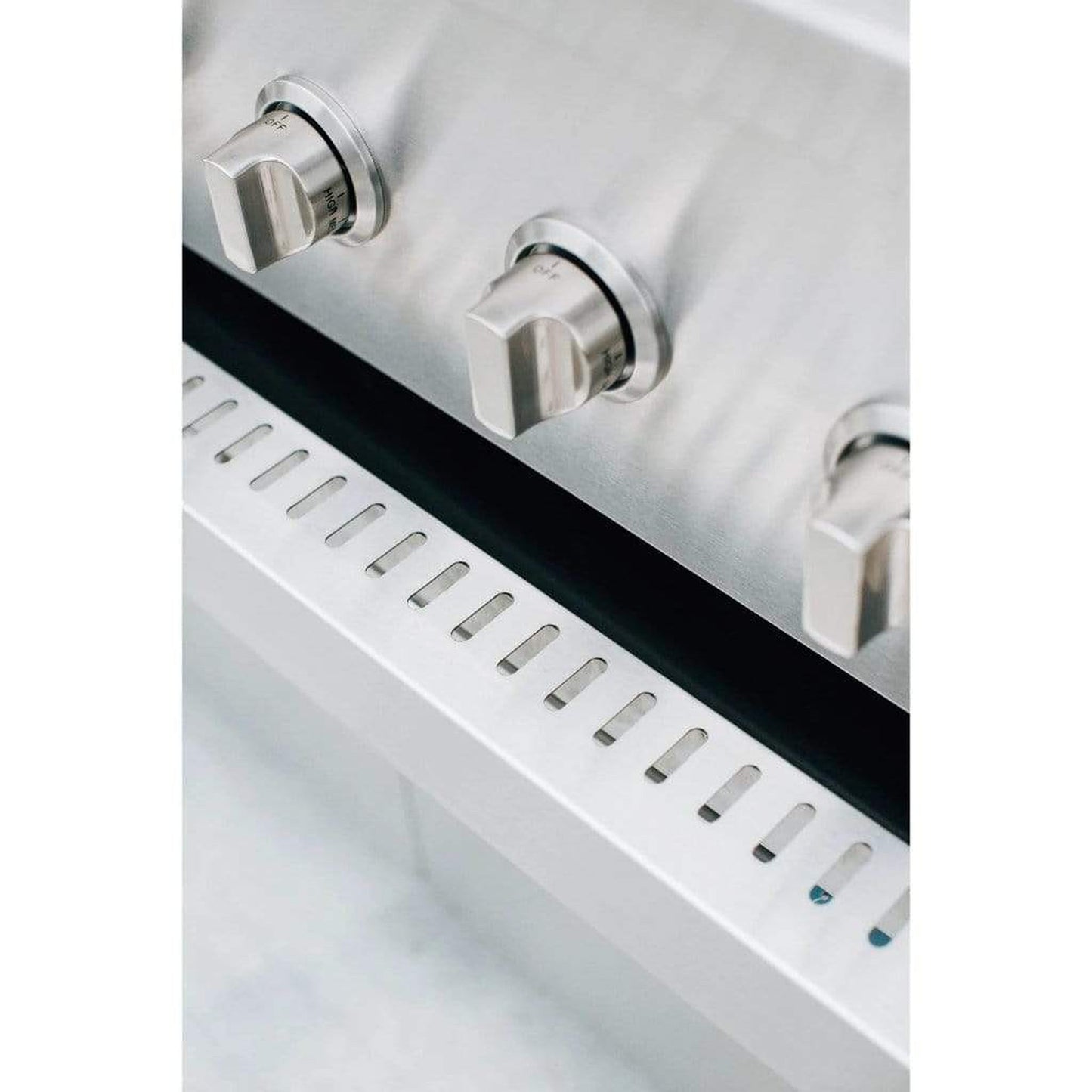 American Made Grills by Summerset Encore Series 54" 8-Burner Built-In Hybrid Grill