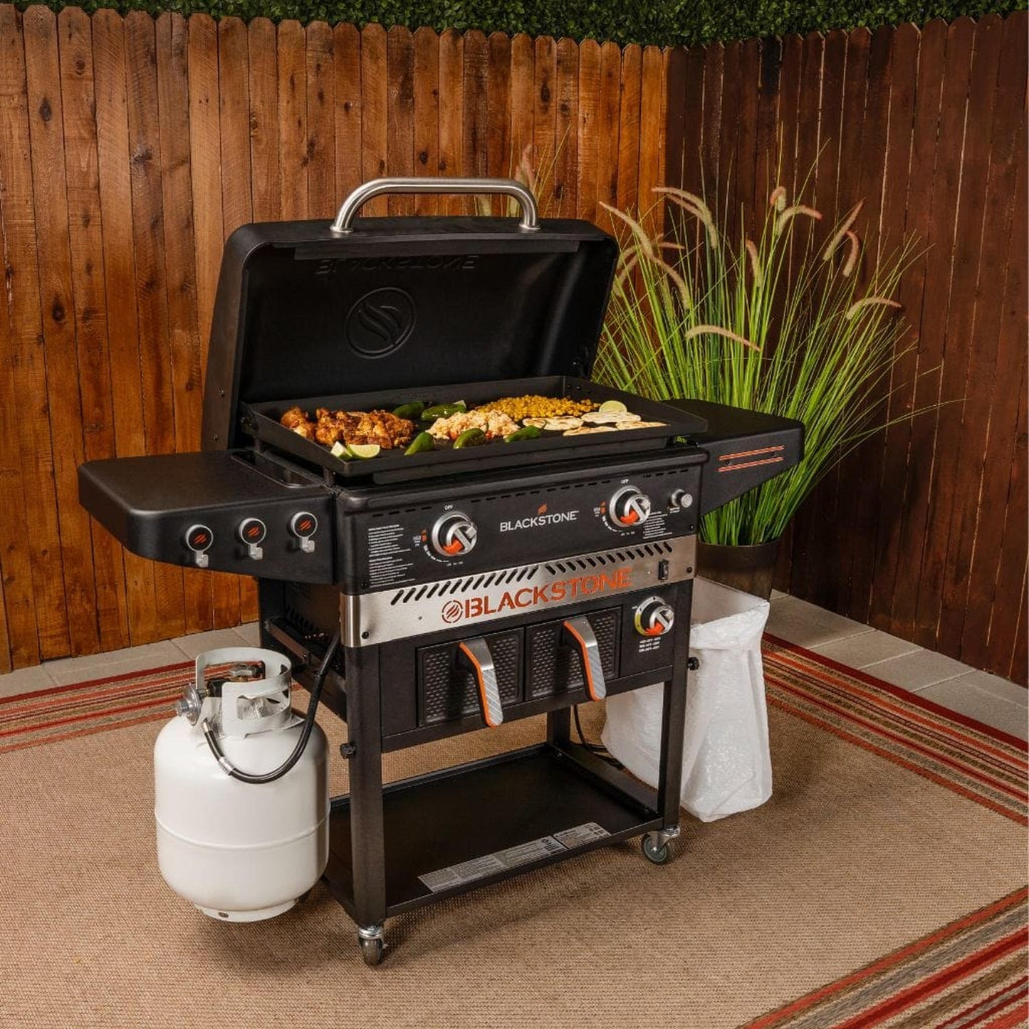 Blackstone 28" Patio Propane Gas Griddle with Airfryer