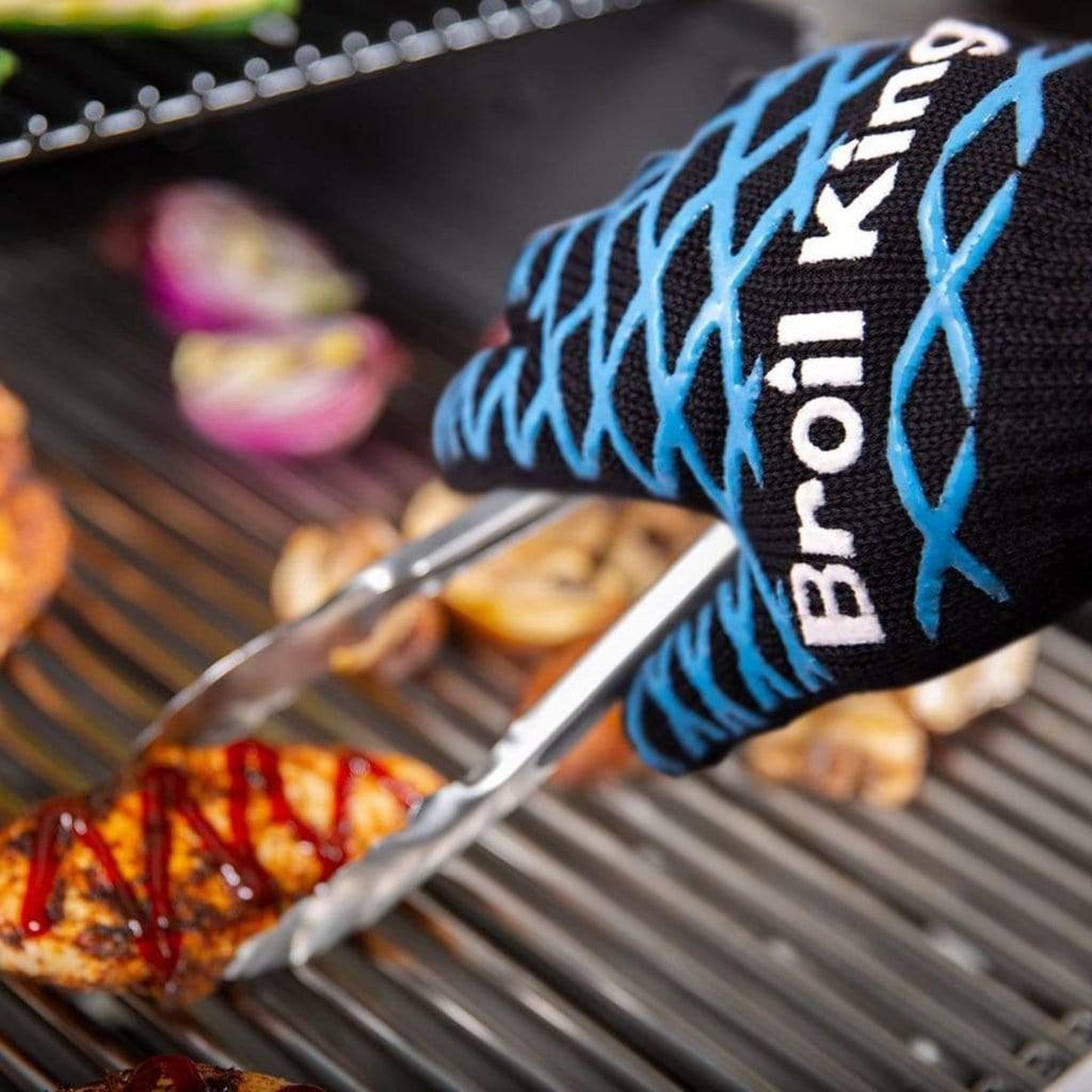Broil King 11" Single Black w/ Blue Accents Grilling Glove